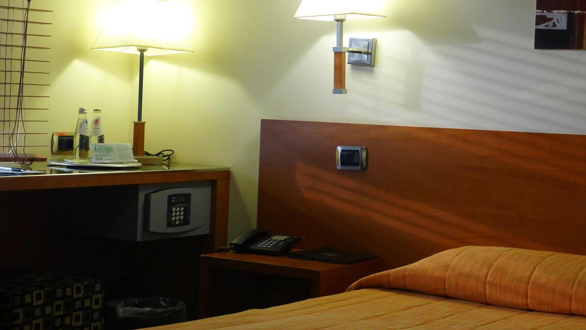 Motel K Casei Gerola Esterno foto